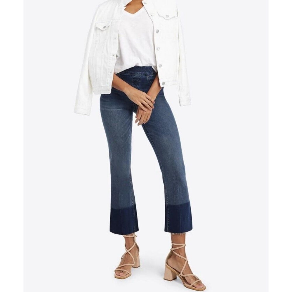 Spanx Cropped Flare Jeans In Medium Wash XS